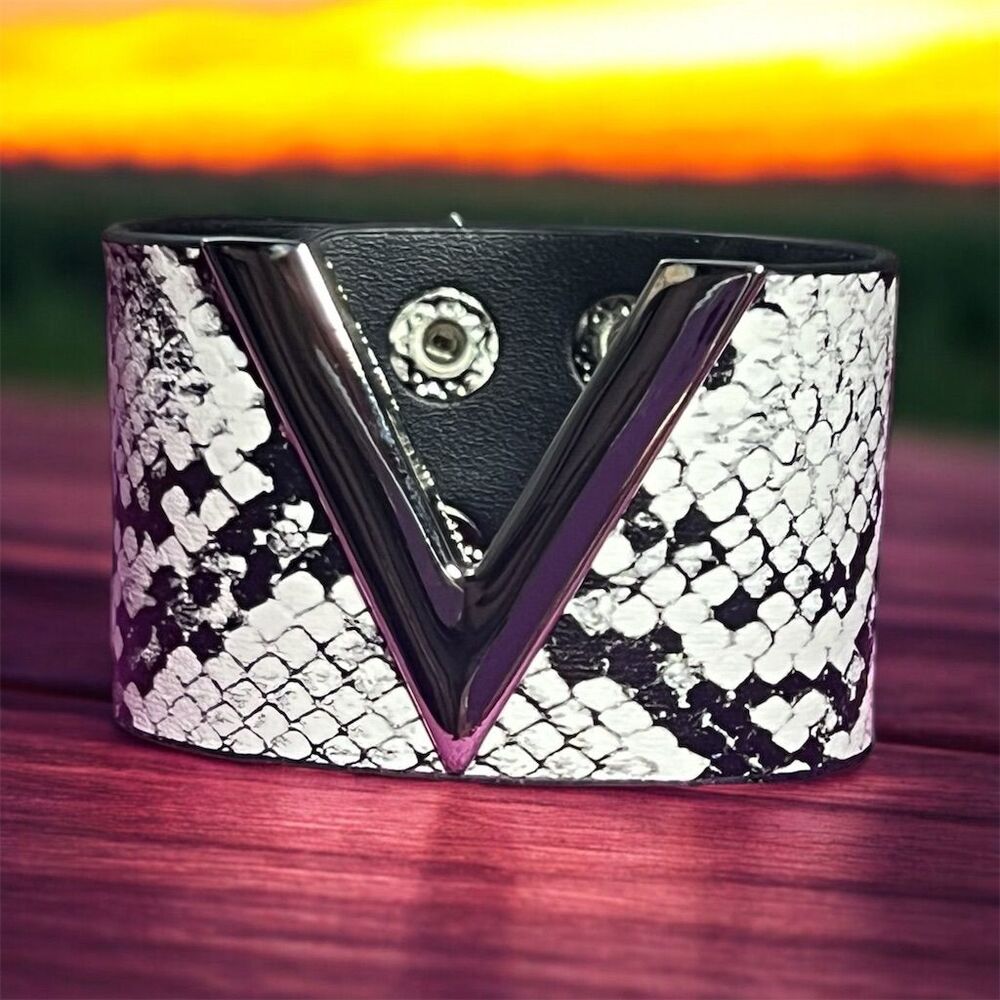 Fashionable Snake Print Faux Leather Wide Cuff Bracelet with V Logo - Picture 2 of 11